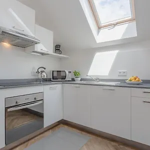 Apartament Modern Close To River